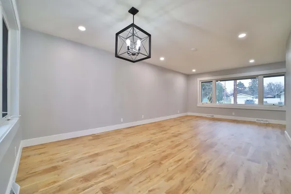 $299,900 | 1005 N Street Northeast, Brainerd, MN 56401