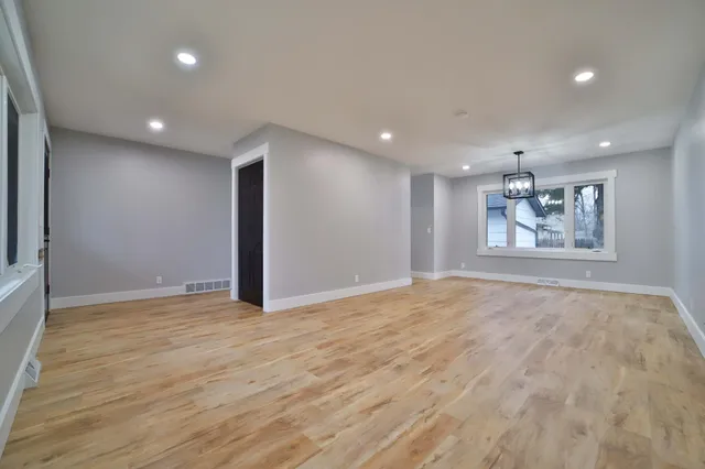 $299,900 | 1005 N Street Northeast, Brainerd, MN 56401