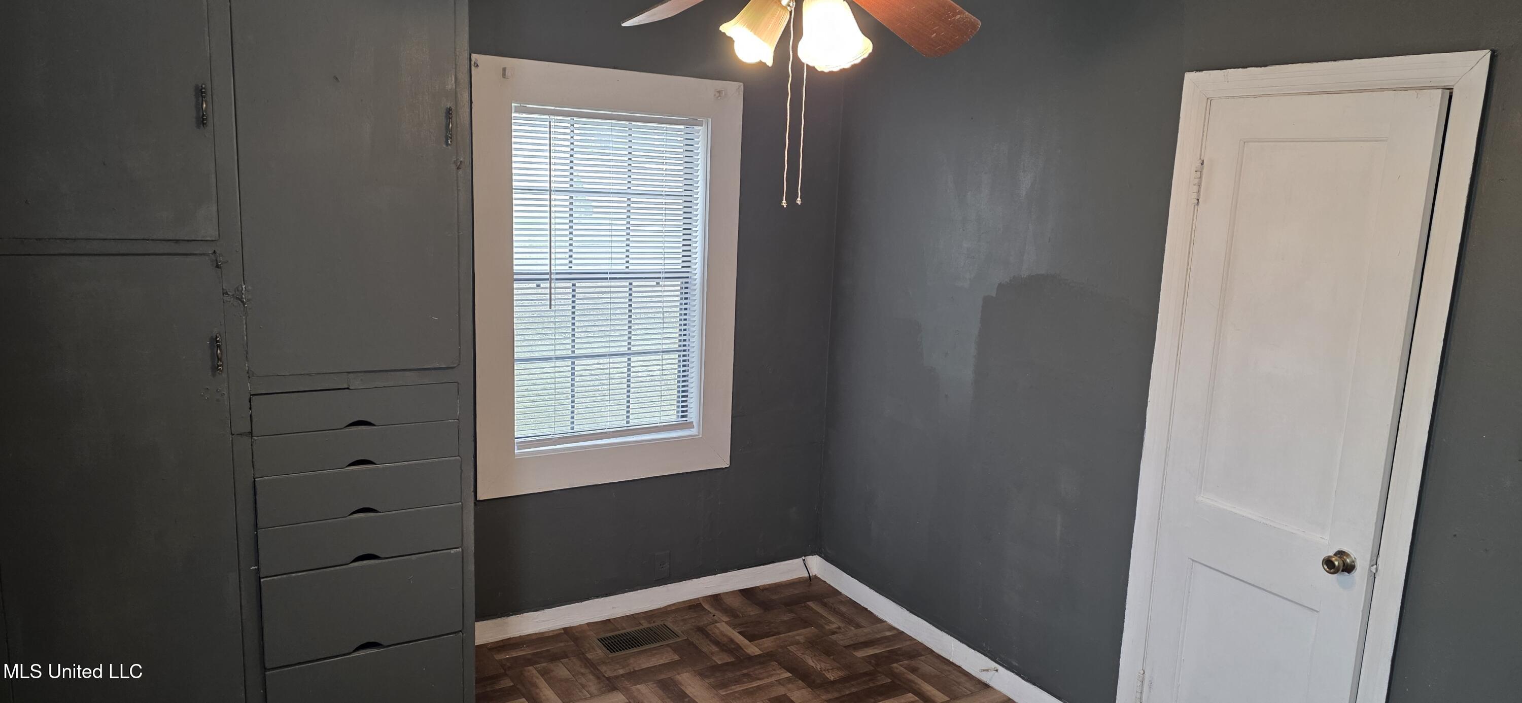 429 21st Street McComb, MS 39648 - Photo 27 of 60 2026-01-10 10.43.44