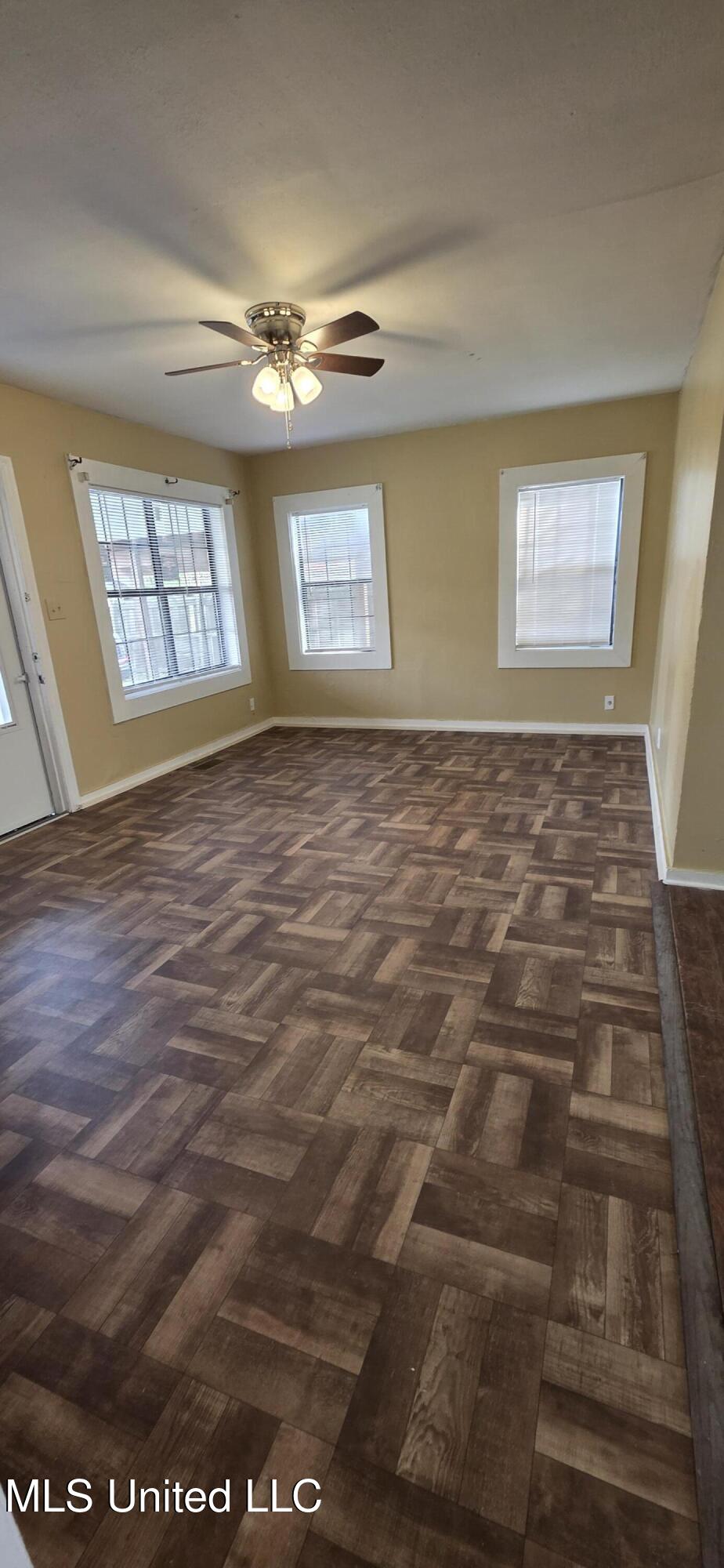 429 21st Street McComb, MS 39648 - Photo 54 of 60 2026-01-10 10.37.58