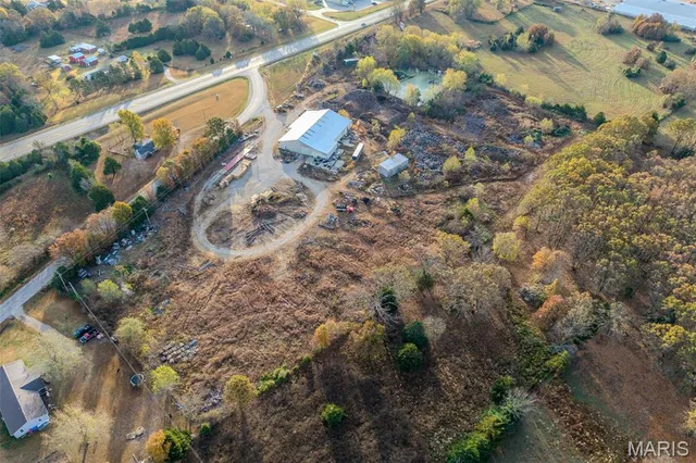 $589,900 | 30841 Old Highway 5, Lebanon, MO 65536