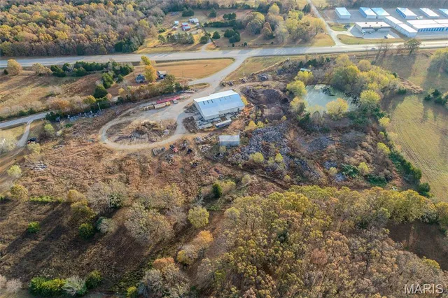 $589,900 | 30841 Old Highway 5, Lebanon, MO 65536