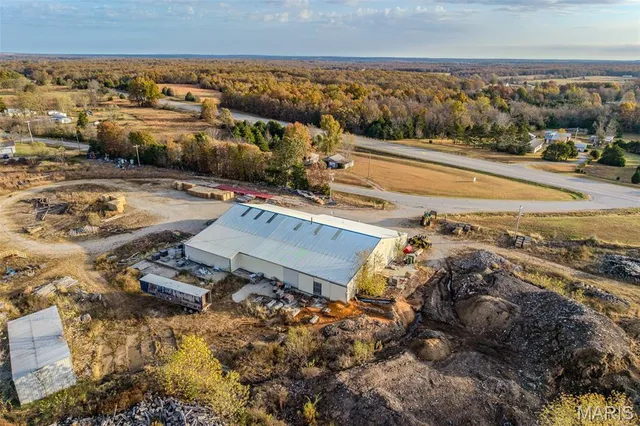 $589,900 | 30841 Old Highway 5, Lebanon, MO 65536