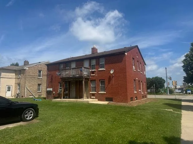 $299,900 | 5605 West Capitol Drive, Milwaukee, WI 53216