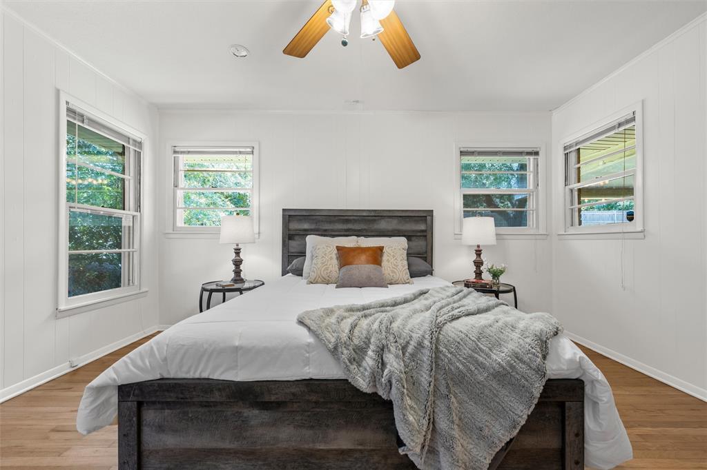 3924 North 30th Street Waco, TX 76708 - Photo 22 of 33 While private, this room enjoys loads of windows and abundant natural light.