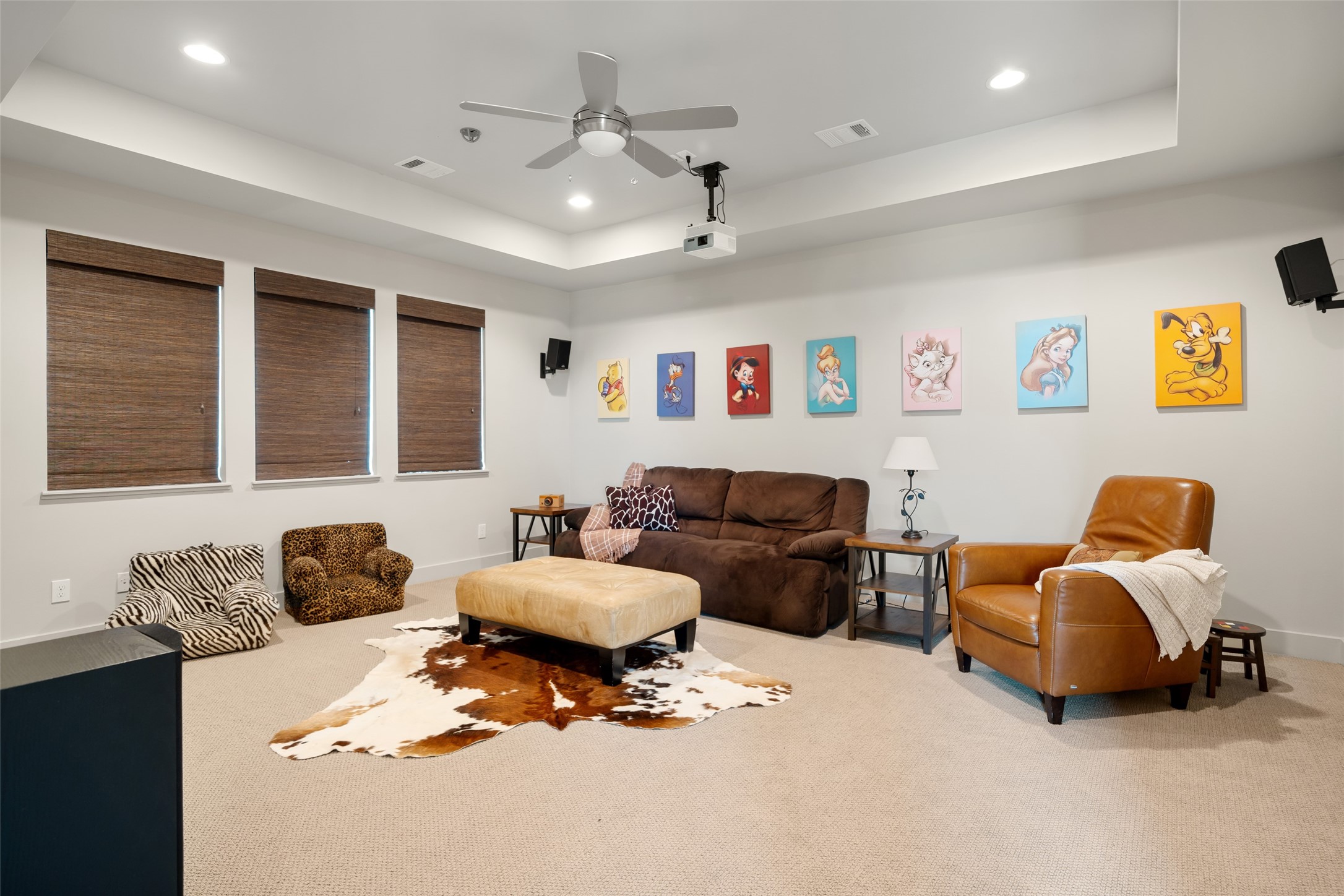24902 Delaney Knoll Spring, TX 77389 - Photo 35 of 49 a living room with furniture and a window