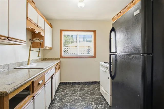 $488,999 | 481 West 20th Street, San Bernardino, CA 92405