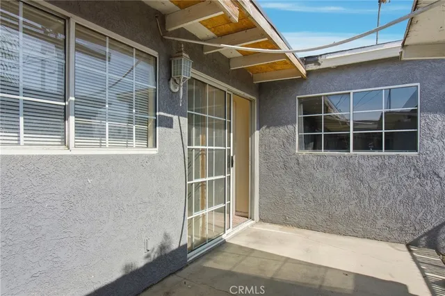 $488,999 | 481 West 20th Street, San Bernardino, CA 92405