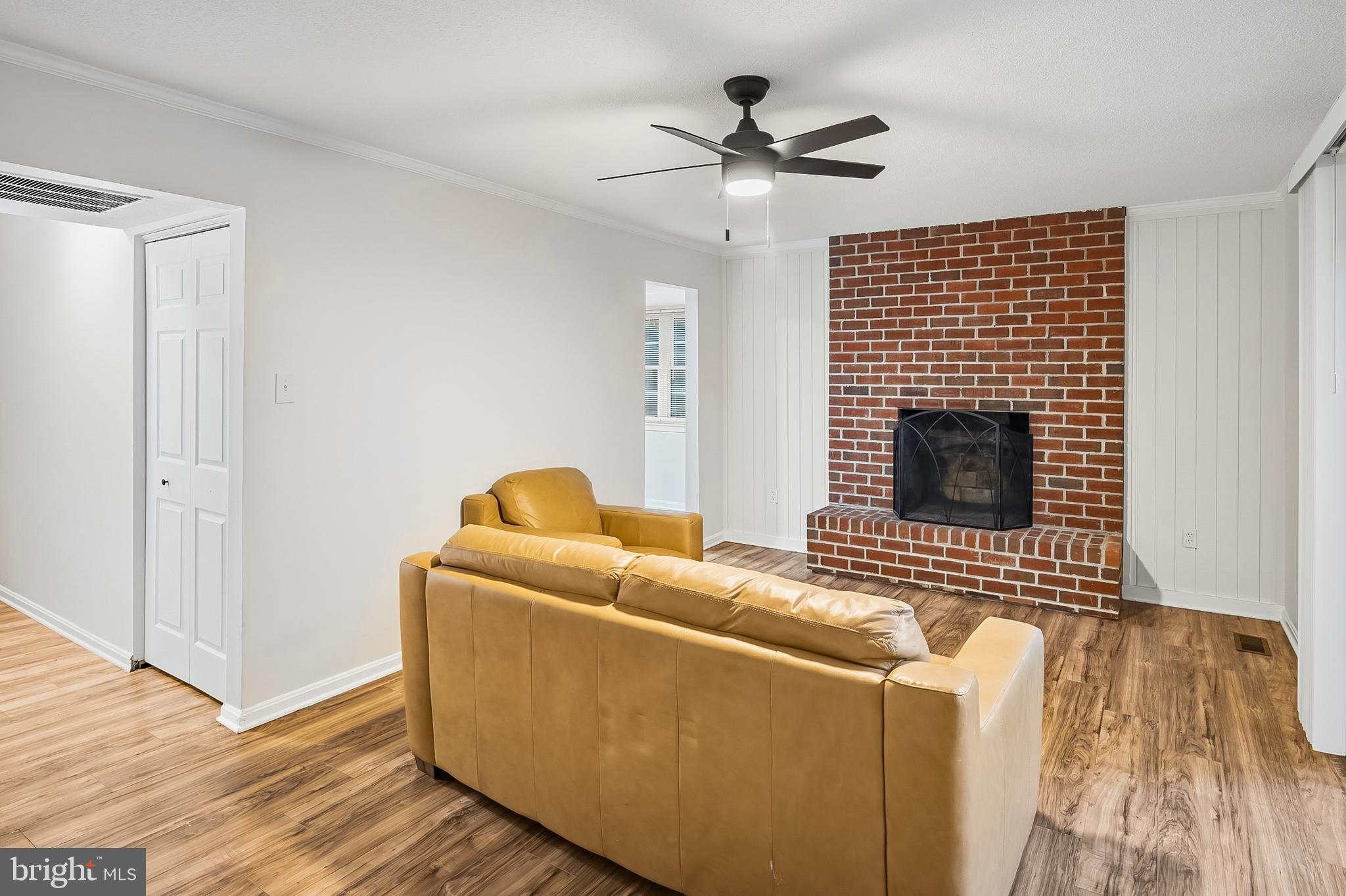 11339 Baroque Road Silver Spring, MD 20901 - Photo 11 of 39 Living Room (alt view)