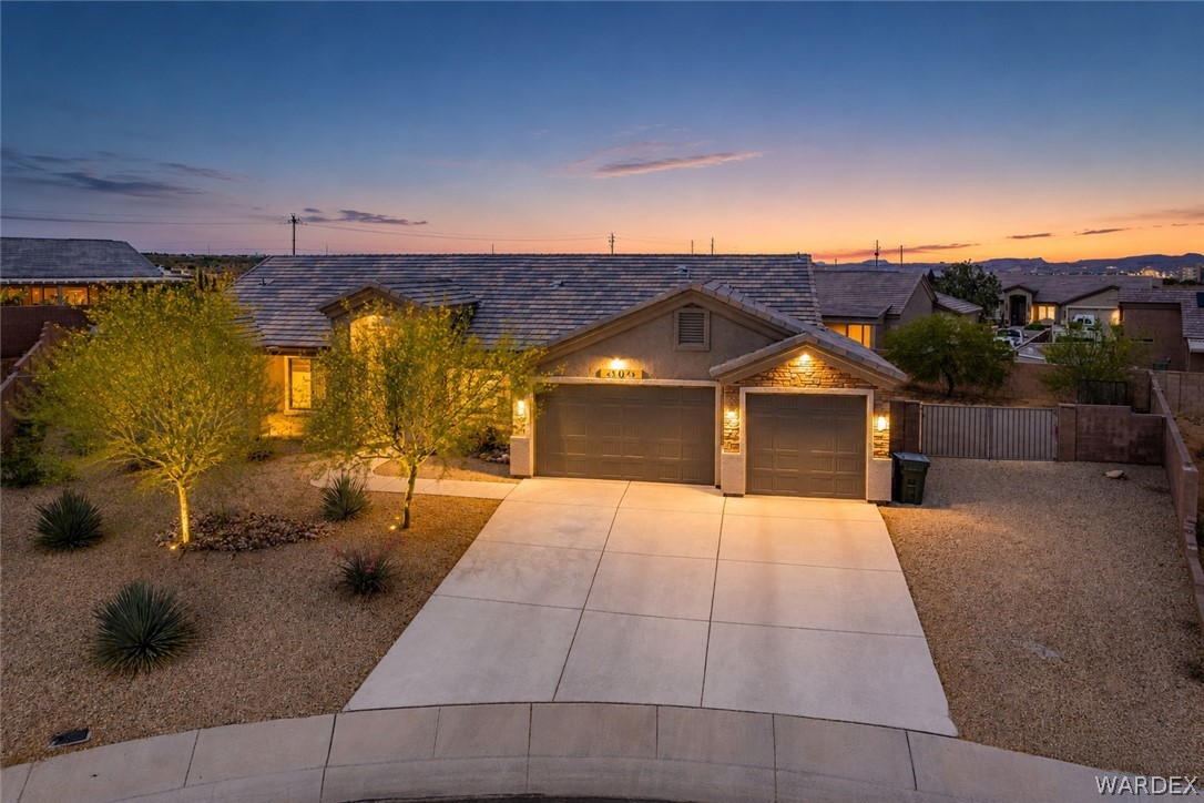 4052 Ranchita Court Kingman, AZ 86401 - Photo 2 of 54