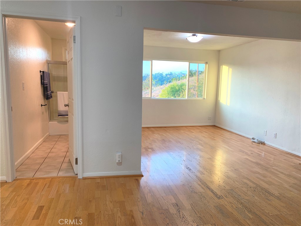 4053 Barrett Road Los Angeles, CA 90032 - Photo 5 of 40 Gallery Image 5