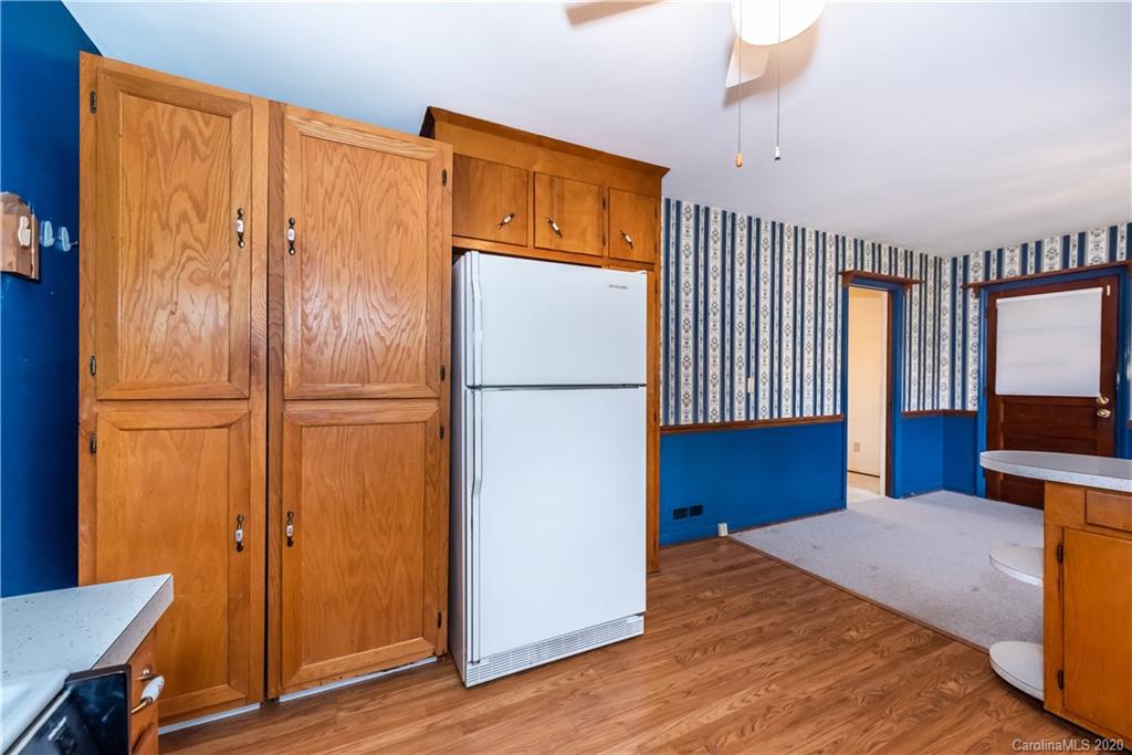 5320 Allen Road East Charlotte, NC 28269 - Photo 13 of 36 Gallery Image 13