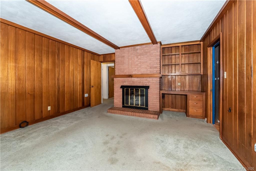 5320 Allen Road East Charlotte, NC 28269 - Photo 16 of 36 Gallery Image 16