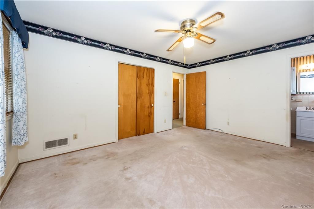 5320 Allen Road East Charlotte, NC 28269 - Photo 24 of 36 Gallery Image 24