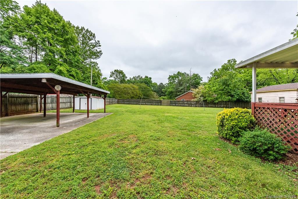 5320 Allen Road East Charlotte, NC 28269 - Photo 32 of 36 Gallery Image 32