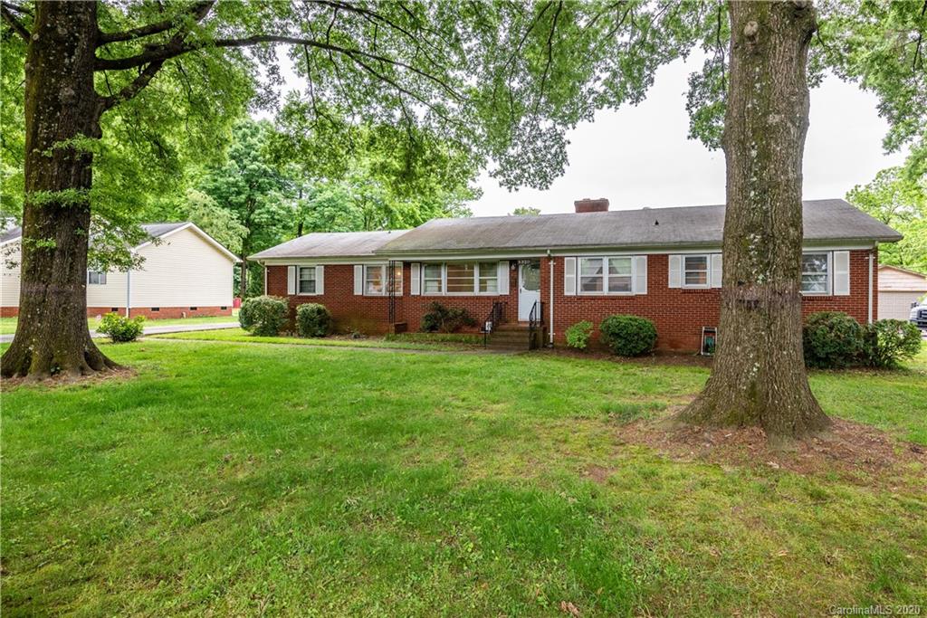 5320 Allen Road East Charlotte, NC 28269 - Photo 35 of 36 Gallery Image 35