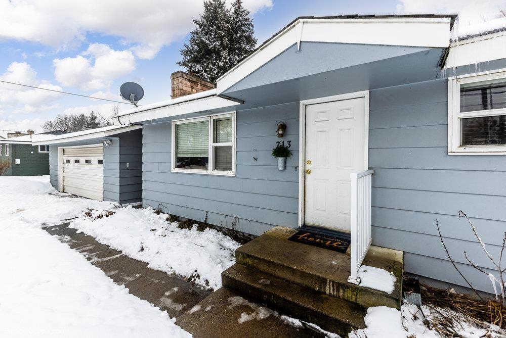 713 North Long Road Spokane Valley, WA 99016 - Photo 3 of 39 Gallery Image 3