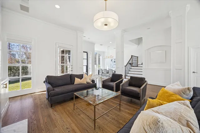 $1,625,000 | 1923 Elmen Street, Houston, TX 77019