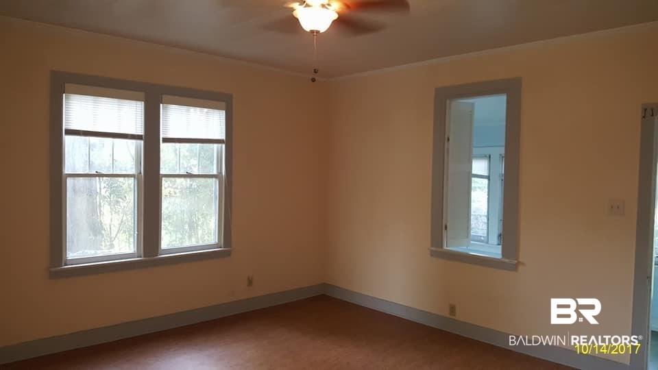 304 West Orange Avenue Foley, AL 36535 - Photo 12 of 40