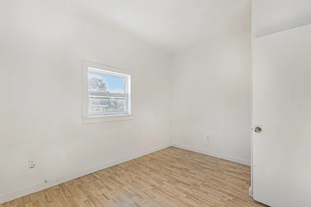 $159,000 | 703 East Dowland Street, Ludington, MI 49431