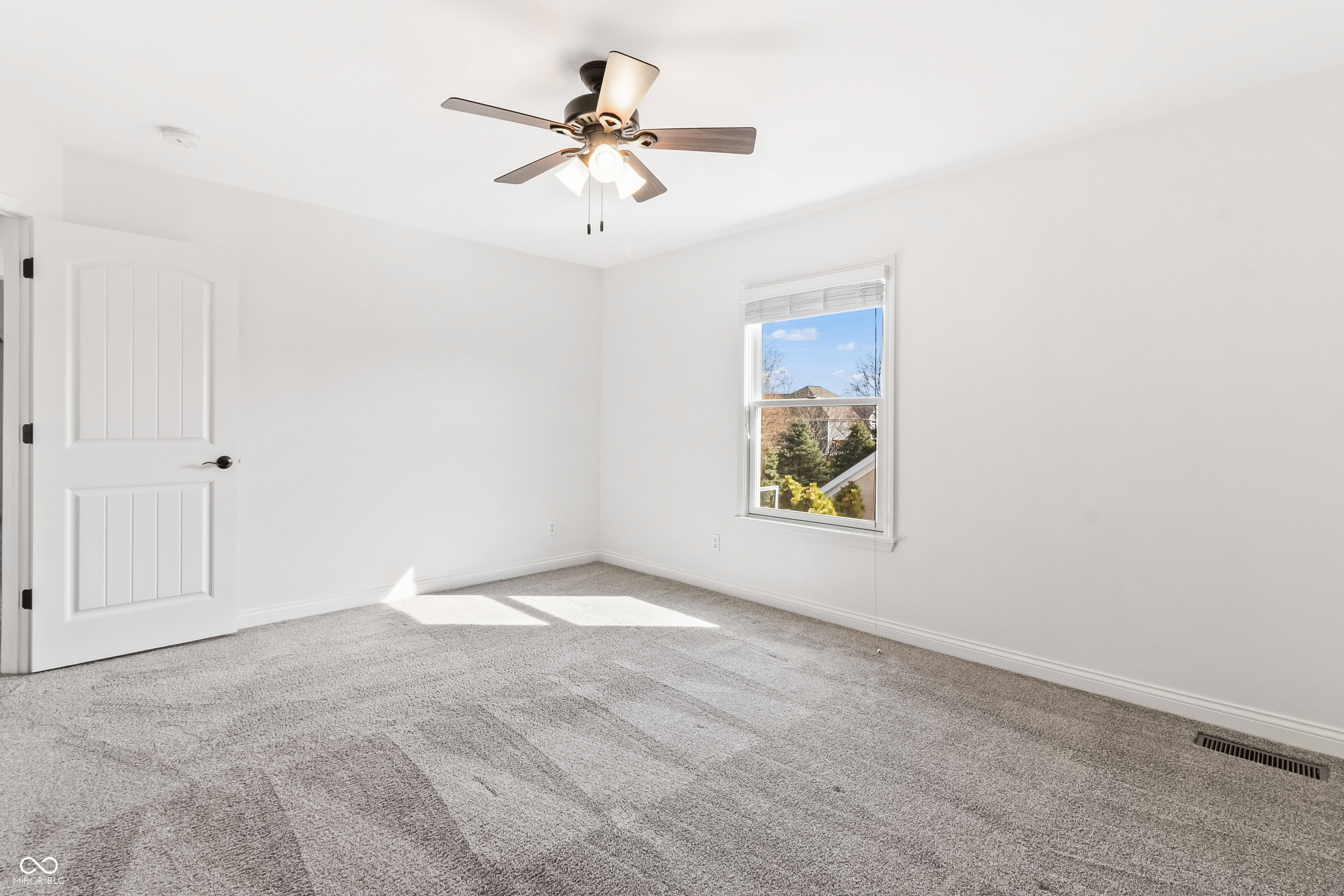 13658 Perched Owl Run Fishers, IN 46055 - Photo 33 of 63