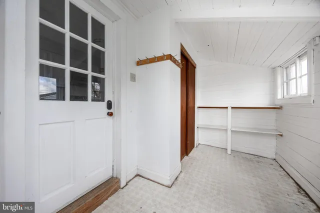 $3,000 | 313 Chestnut Street, Spring City, PA 19475