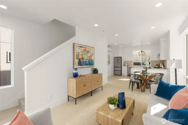 $599,999 | 911 North 98th Street, Unit B, Seattle, WA 98103