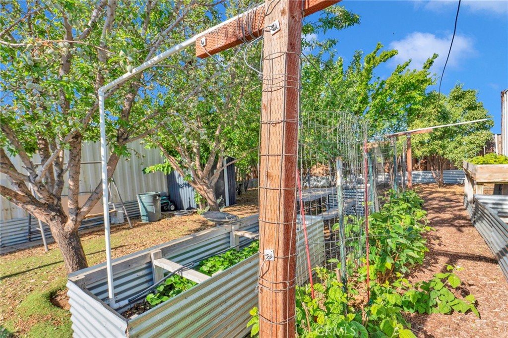 7435 Solano Road Phelan, CA 92371 - Photo 43 of 65