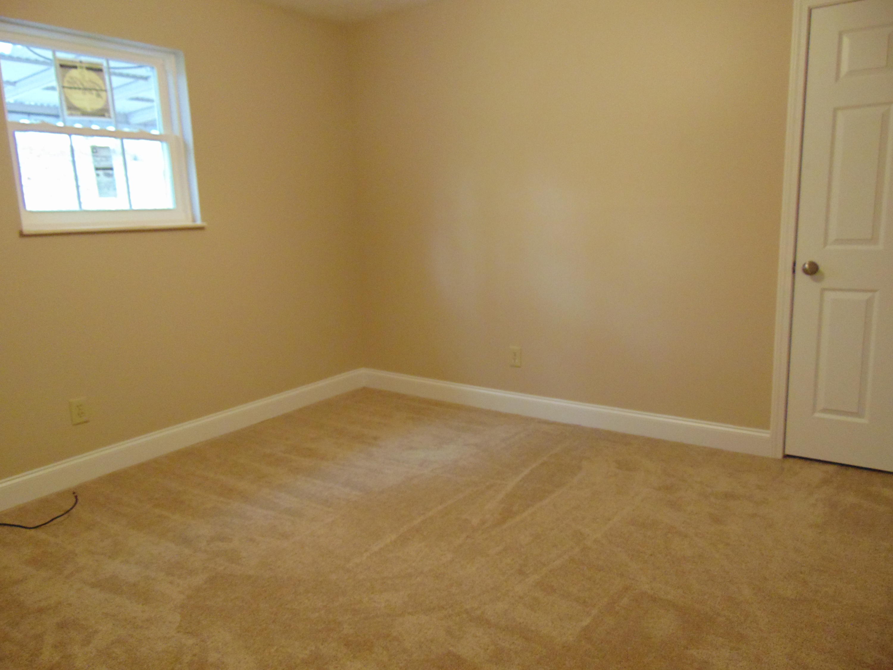 121 Chatsworth Street Harrogate, TN 37752 - Photo 13 of 16 010