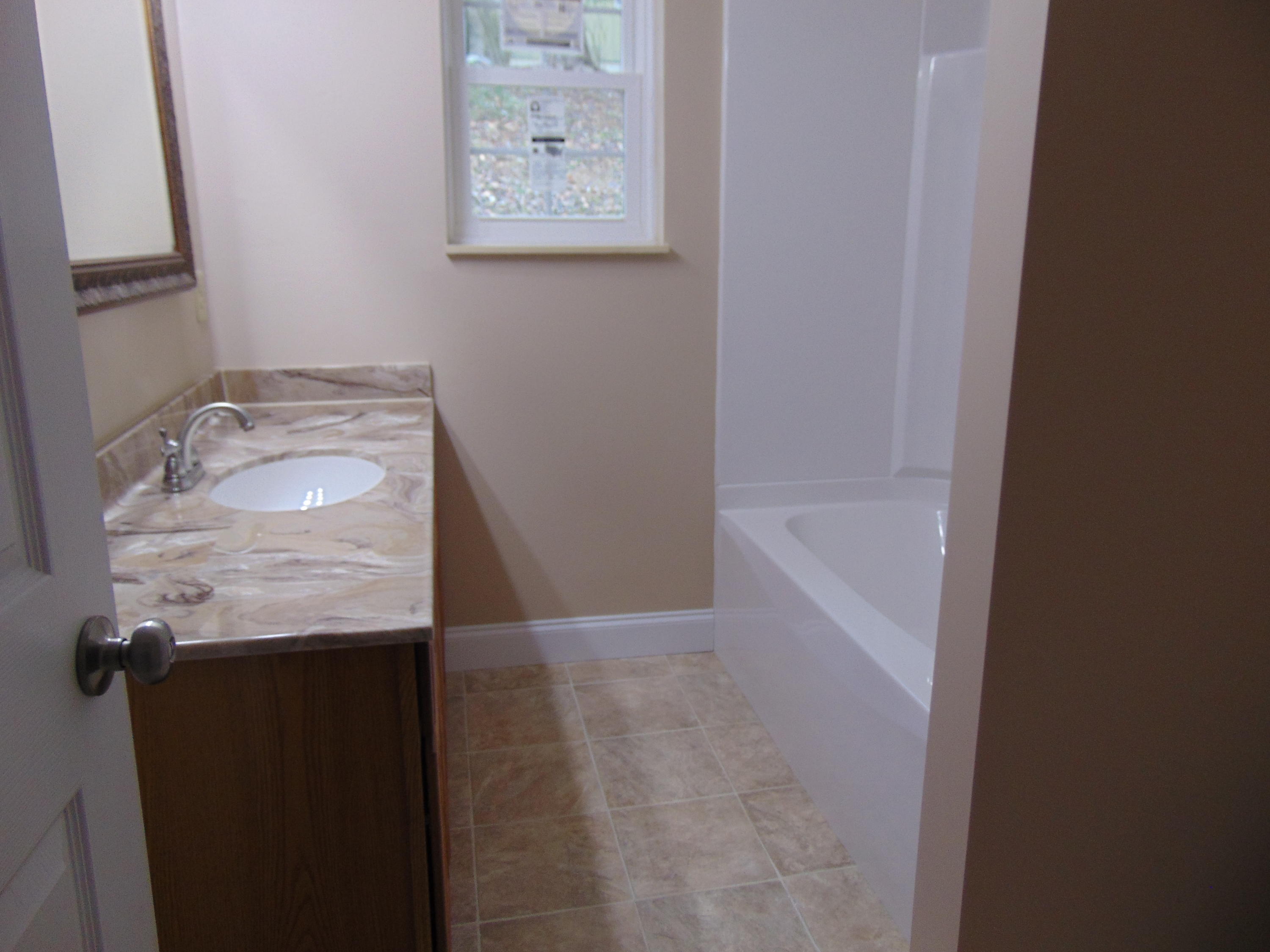 121 Chatsworth Street Harrogate, TN 37752 - Photo 14 of 16 011