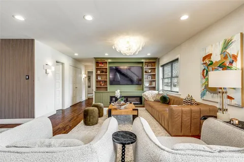 $1,599,000 | 9831 Lakemont Drive, Dallas, TX 75220