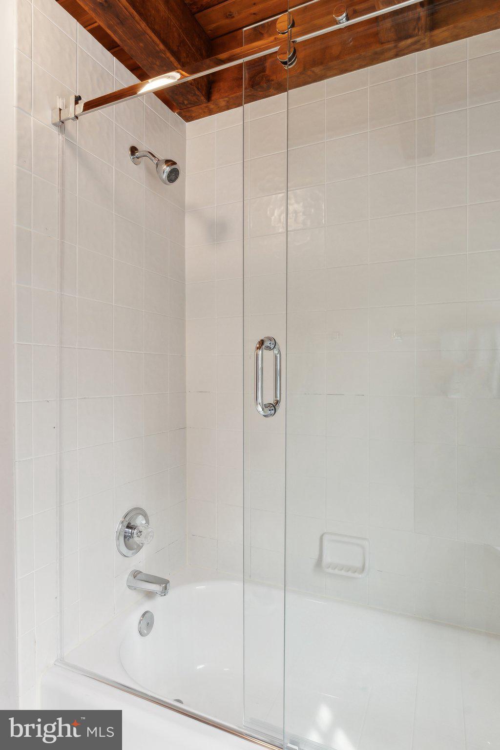 18600 Barnesville Road Barnesville, MD 20838 - Photo 50 of 108 a bathroom with a shower