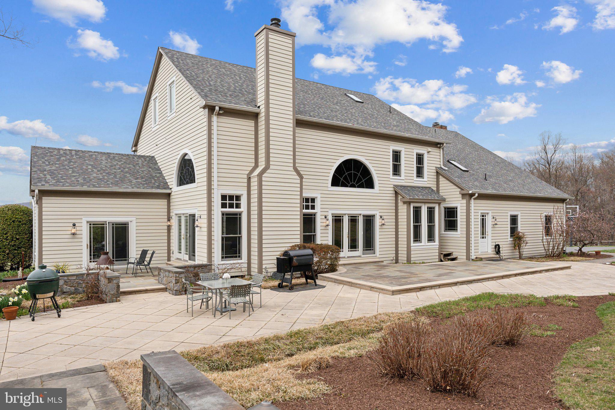 18600 Barnesville Road Barnesville, MD 20838 - Photo 78 of 108 a view of a house with a patio