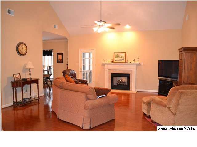 1090 Beaver Ridge Circle Ashville, AL 35953 - Photo 2 of 16 Gallery Image 2