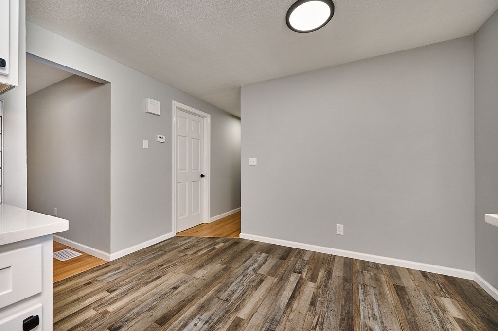 3 Old Farm Road Westfield, MA 01085 - Photo 6 of 28 Gallery Image 6