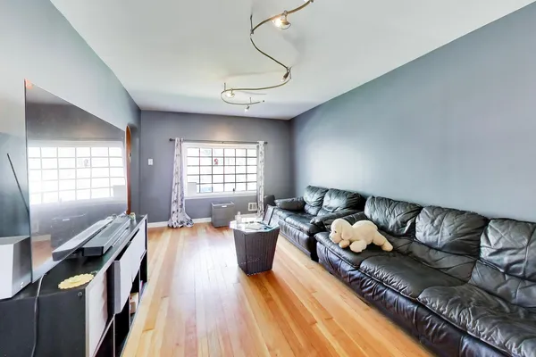 $360,000 | 2928 North Natchez Avenue, Chicago, IL 60634