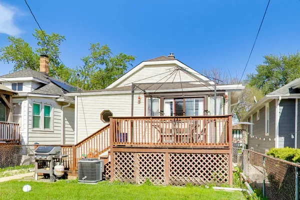 $360,000 | 2928 North Natchez Avenue, Chicago, IL 60634