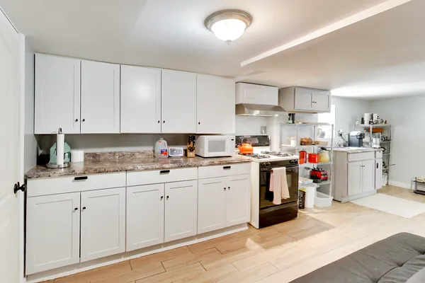 $360,000 | 2928 North Natchez Avenue, Chicago, IL 60634