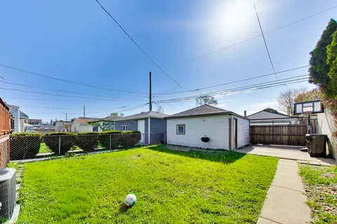 $370,000 | 2928 North Natchez Avenue, Chicago, IL 60634