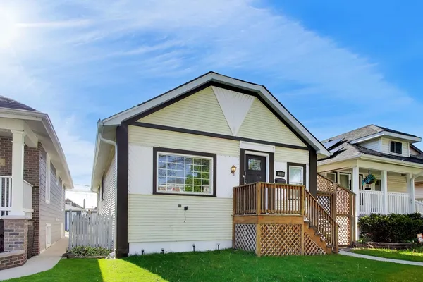 $360,000 | 2928 North Natchez Avenue, Chicago, IL 60634