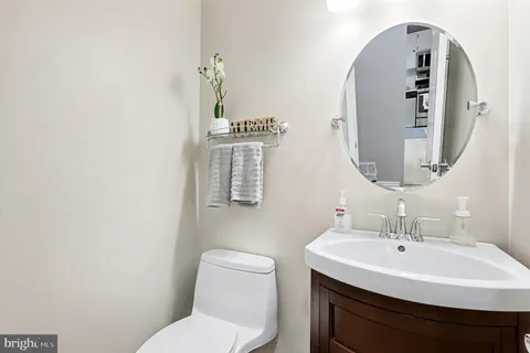 $685,000 | 554 Monet Drive, Rockville, MD 20850