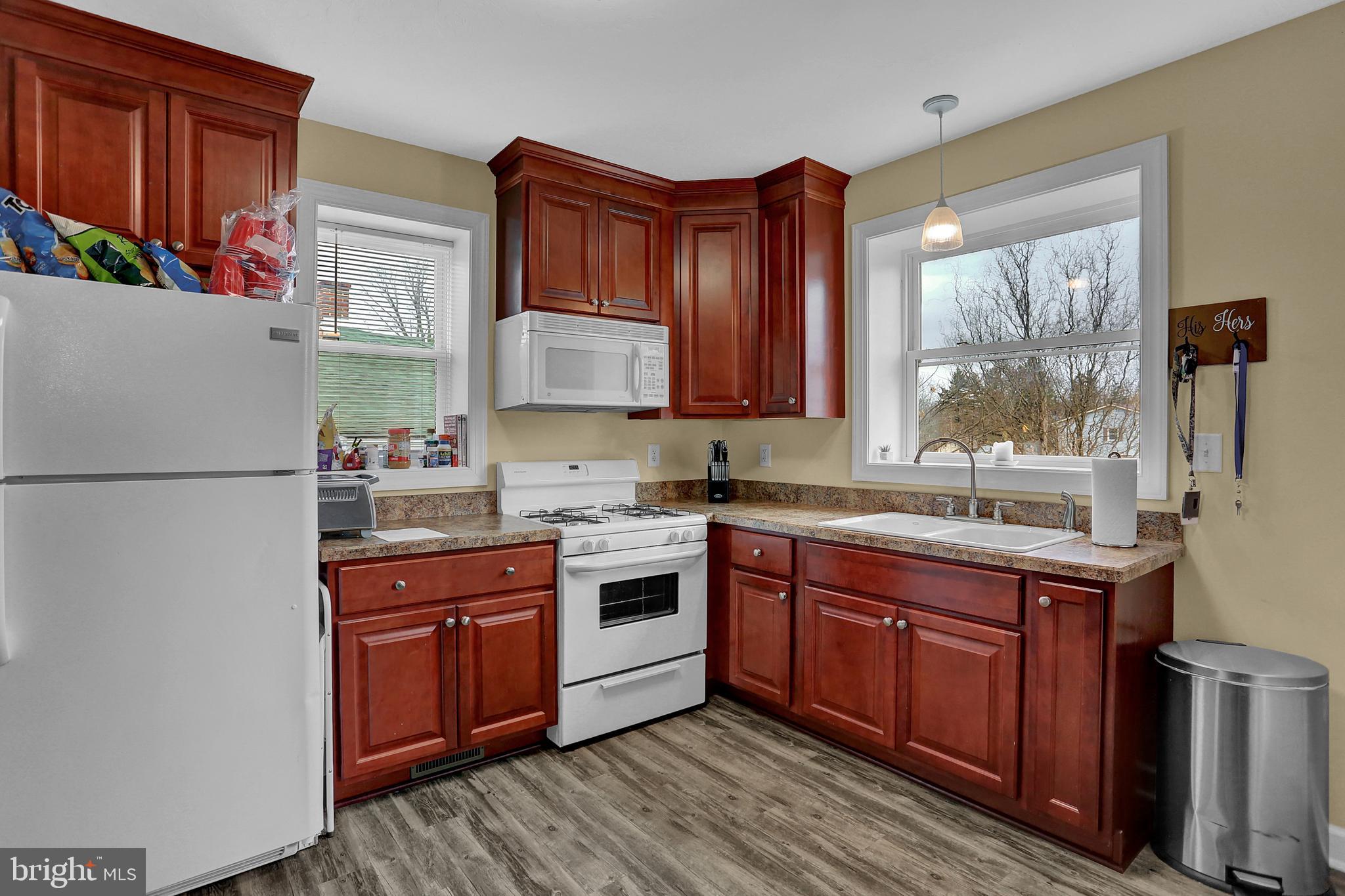 890 Baltimore Street Hanover, PA 17331 - Photo 13 of 38 Gallery Image 13