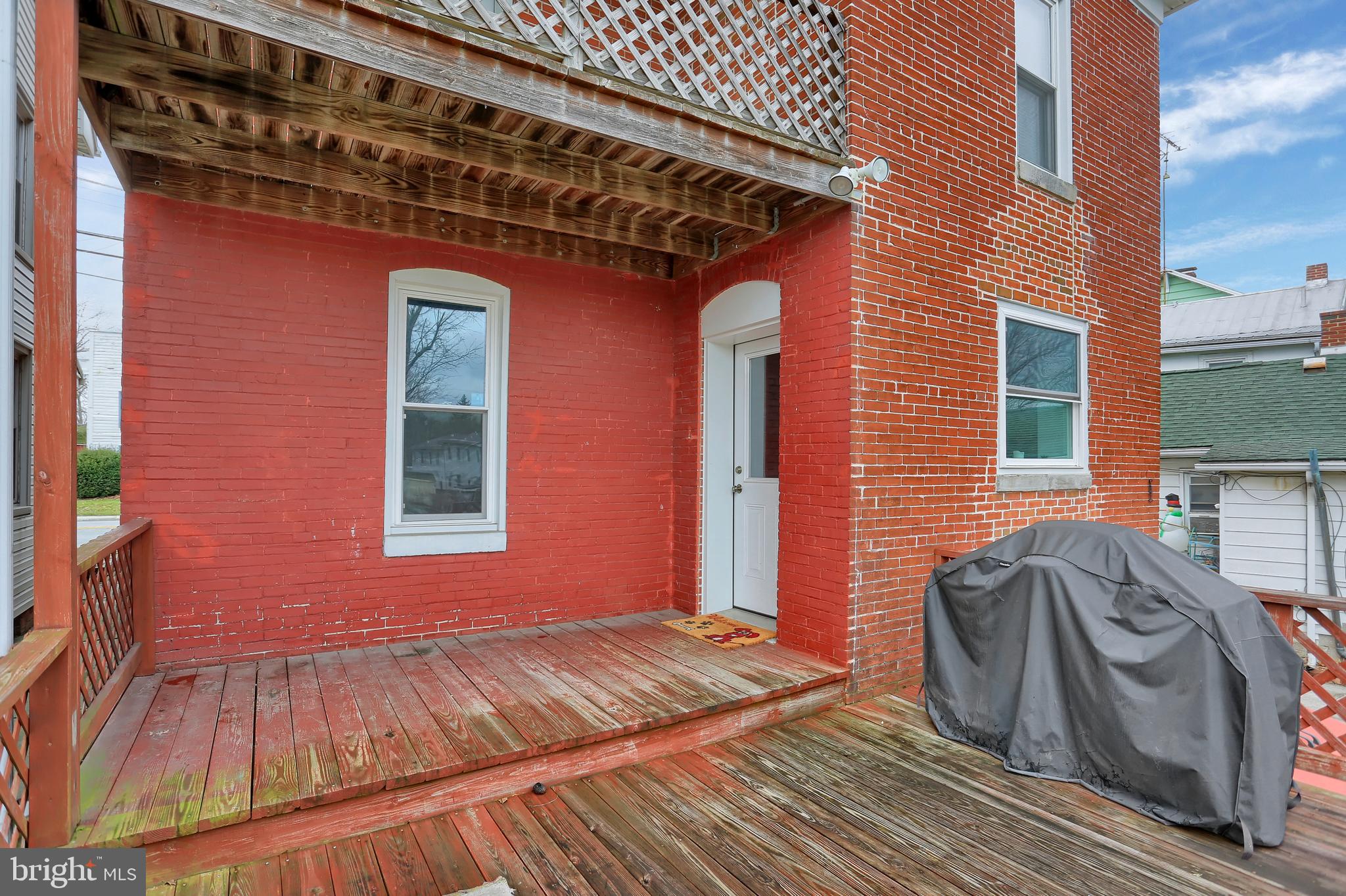 890 Baltimore Street Hanover, PA 17331 - Photo 9 of 38 Gallery Image 9