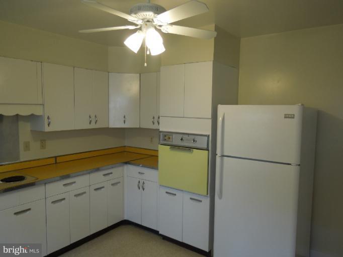 121 West 5th Street Frederick, MD 21701 - Photo 8 of 24 Kitchen Wall Oven & New Refrigerator