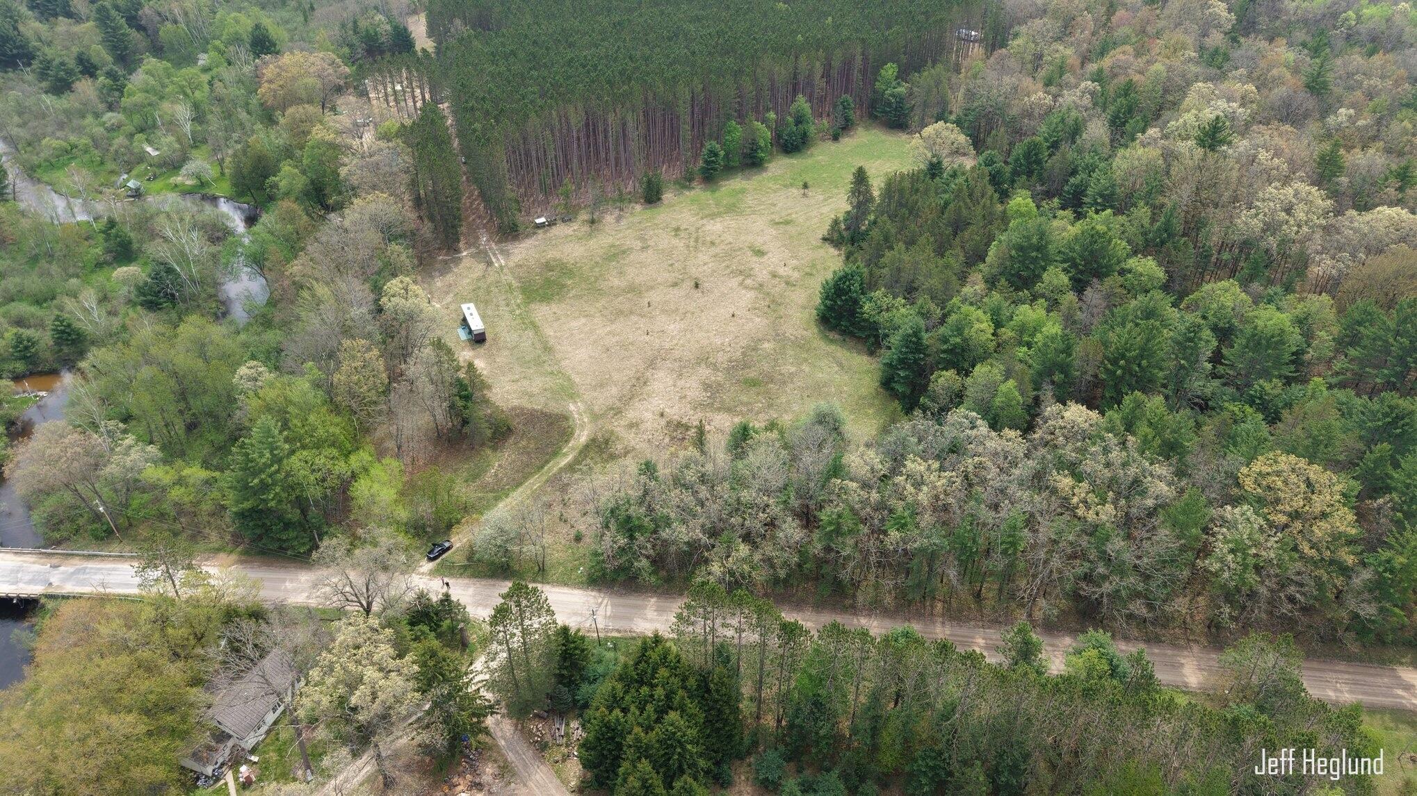 11125 West 11 Mile Road Irons, MI 49644 - Photo 12 of 23 012_file_8264