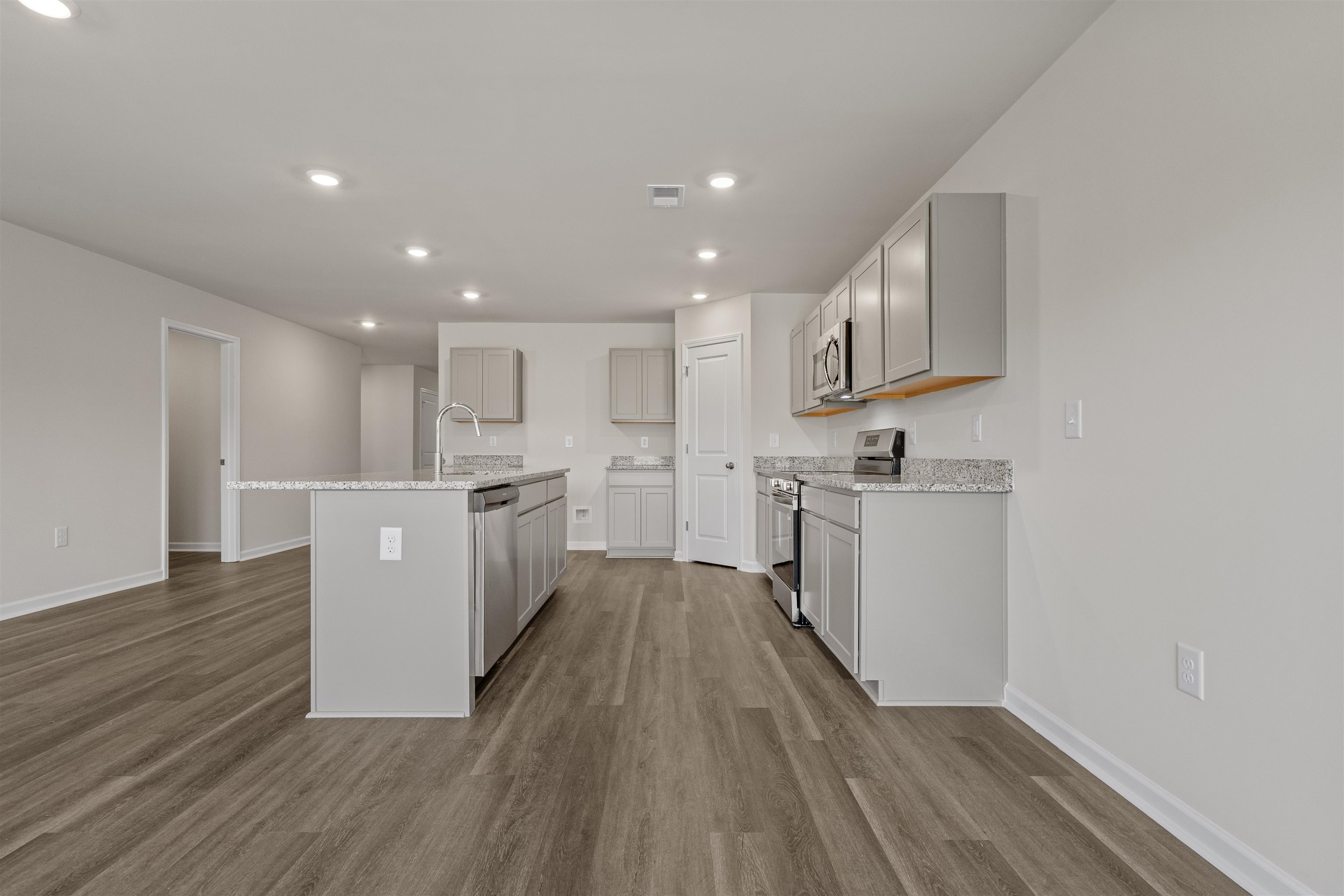 809 Rivas Court Conway, SC 29527 - Photo 17 of 42 Gallery Image 17