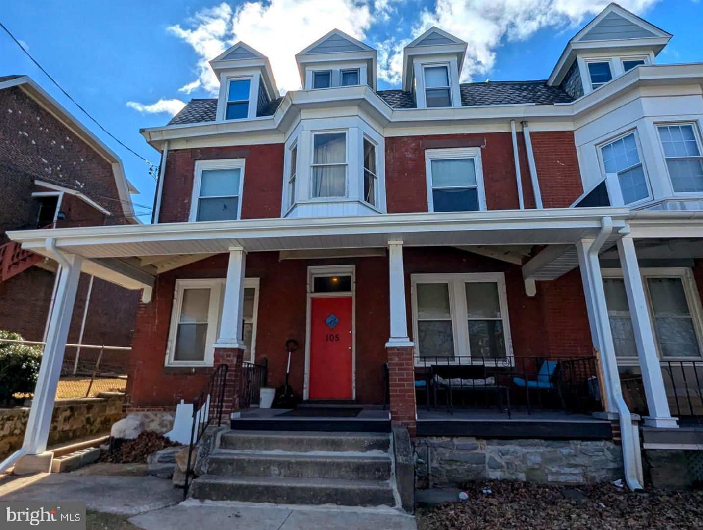 105 West 3rd Avenue, Unit 2 Conshohocken, PA 19428 - Photo 1 of 4 Front Elevation