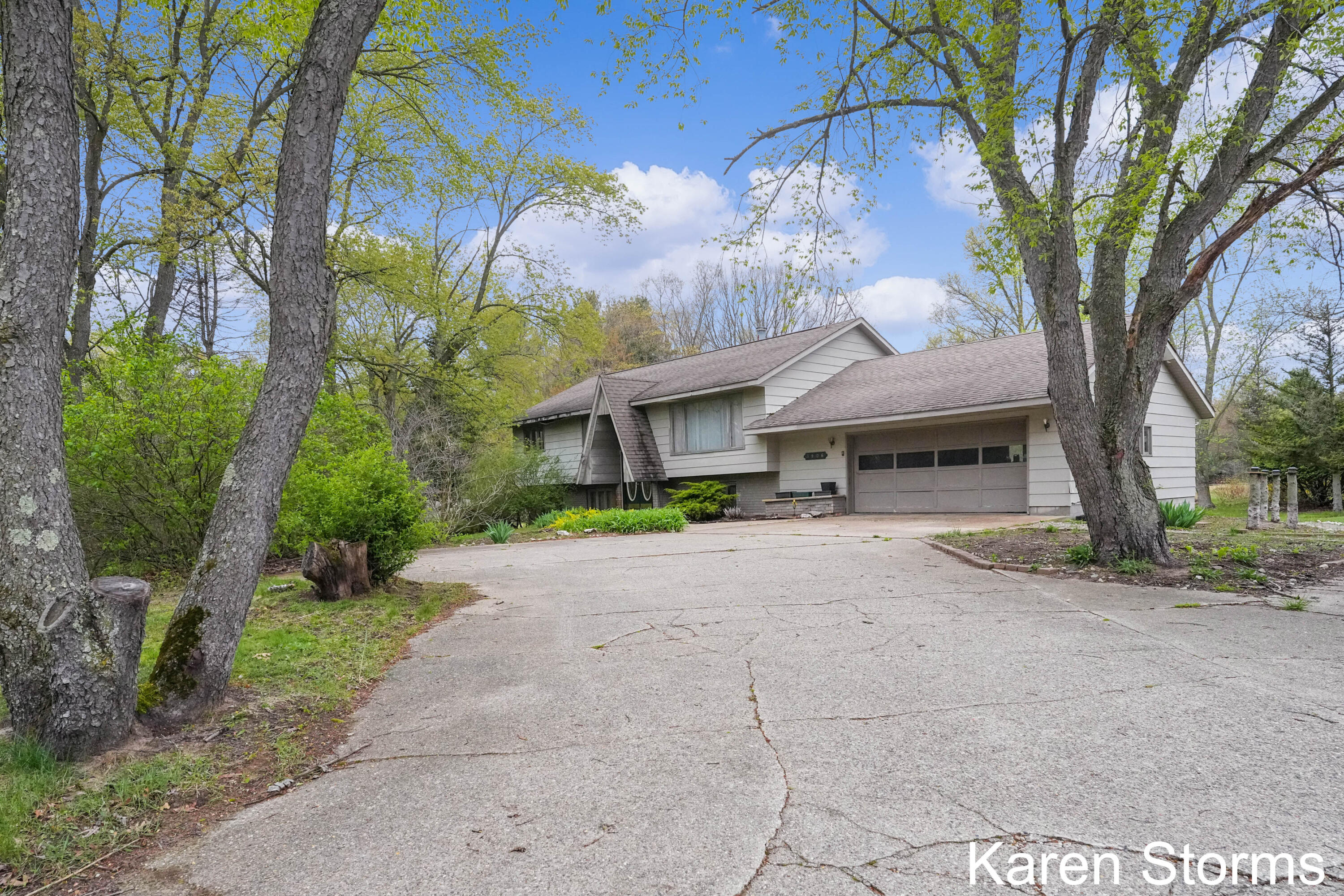 3906 East Sternberg Road Fruitport, MI 49415 - Photo 3 of 34 DSC06265