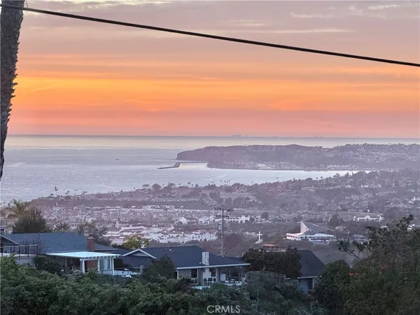 $2,399,000 | 716 Avenida Columbo, San Clemente, CA 92672