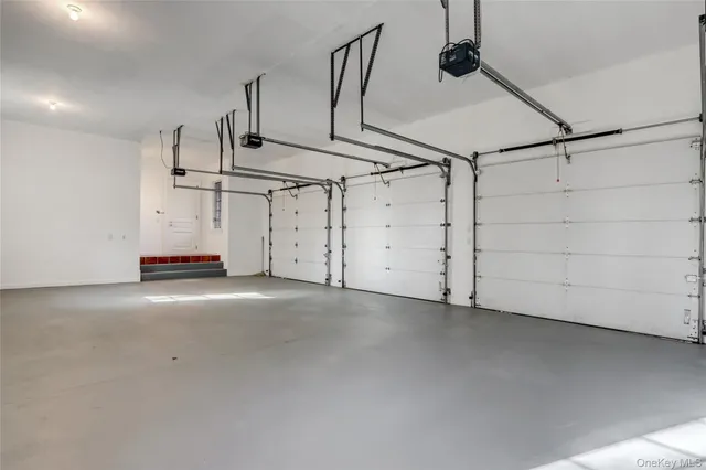 $2,690,000 | 117 Centre Island Road, Centre Island, NY 11771